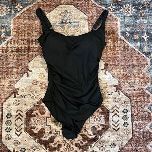 Aidonger women’s swimsuit